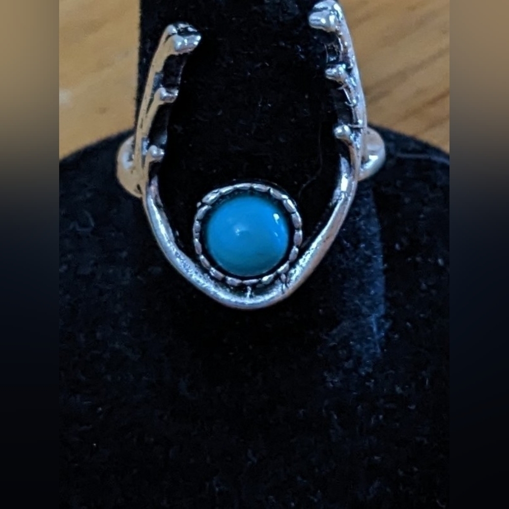New Exaggerated Turquoise Ring Vintage Style size 6, T1B7E